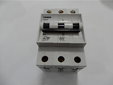 Siemens AUTO MATIC CIRCUITE BREAKER 5SX23 00302817